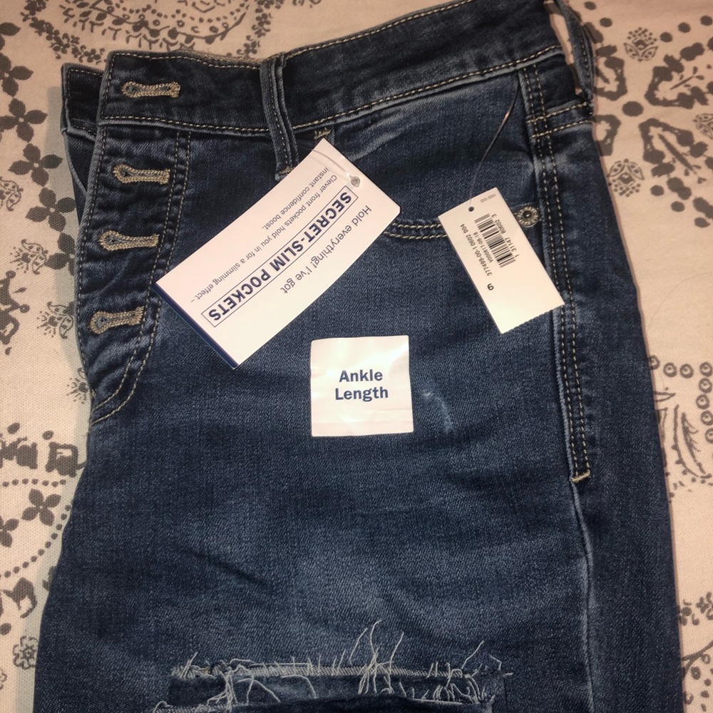 Old Navy Rockstar high rise super skinny jeans